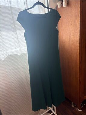 Ann Taylor Forest Green Cap-Sleeve Midi Dress